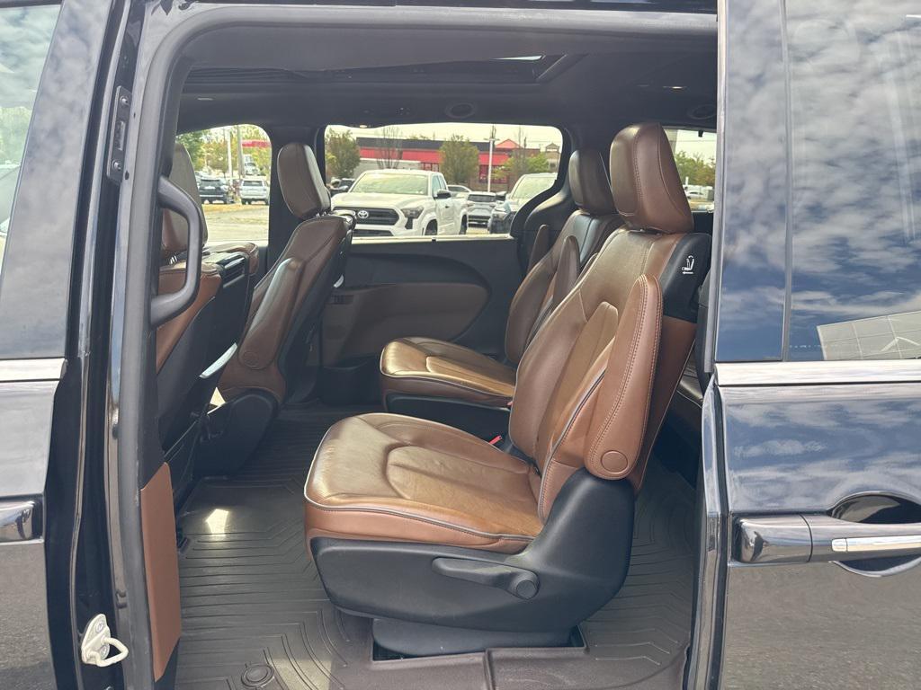 used 2020 Chrysler Pacifica Hybrid car, priced at $20,277