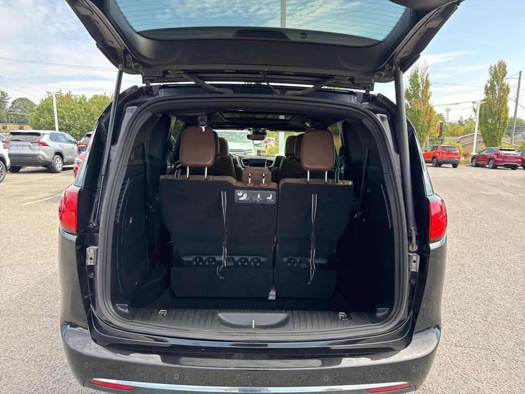 used 2020 Chrysler Pacifica Hybrid car, priced at $20,277