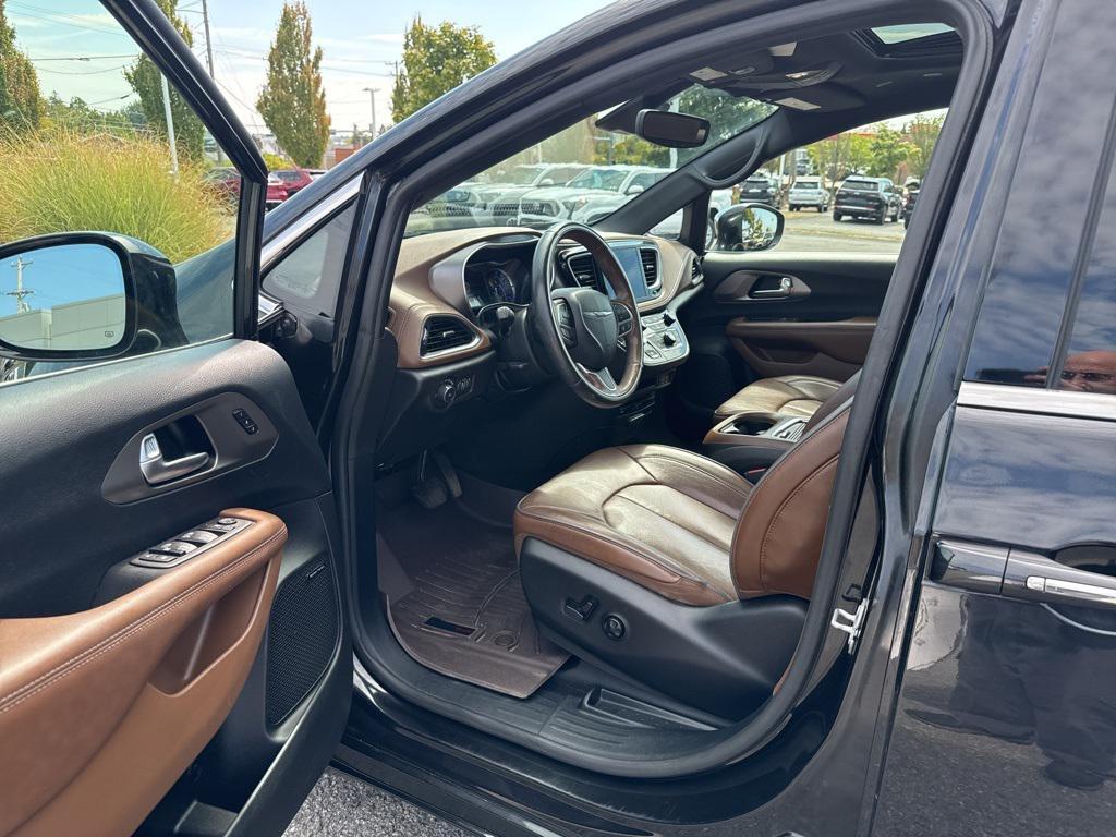 used 2020 Chrysler Pacifica Hybrid car, priced at $20,277