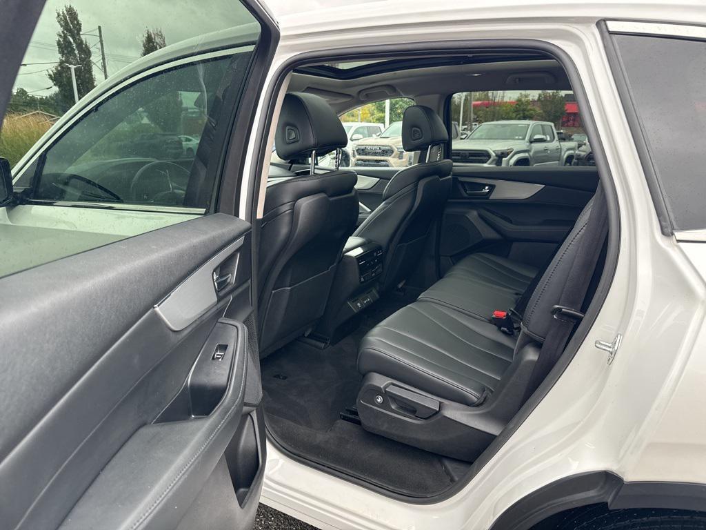 used 2023 Acura MDX car, priced at $34,333