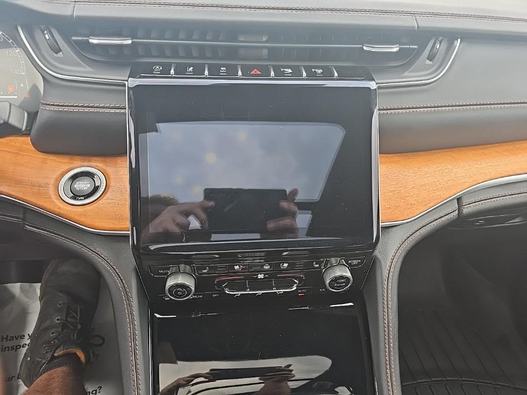 used 2021 Jeep Grand Cherokee L car, priced at $32,155