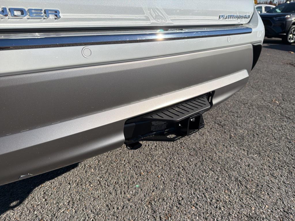 new 2026 Toyota Highlander car, priced at $56,882