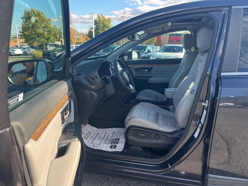 used 2018 Honda CR-V car, priced at $21,400