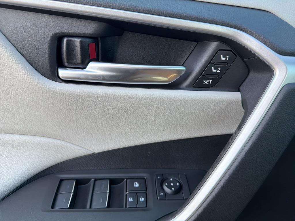 new 2025 Toyota RAV4 car, priced at $38,285
