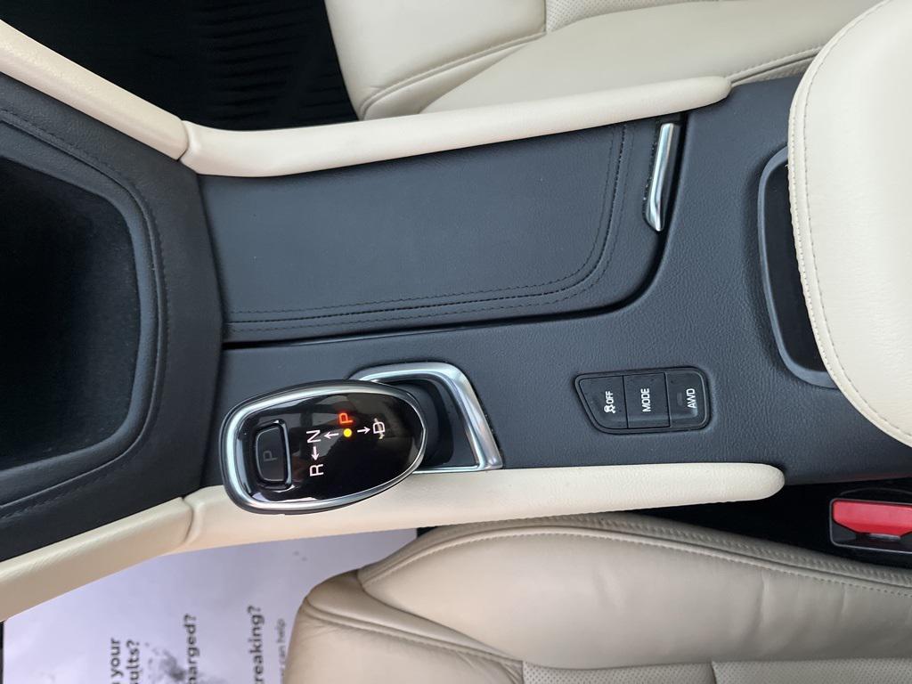 used 2019 Cadillac XT5 car, priced at $20,133