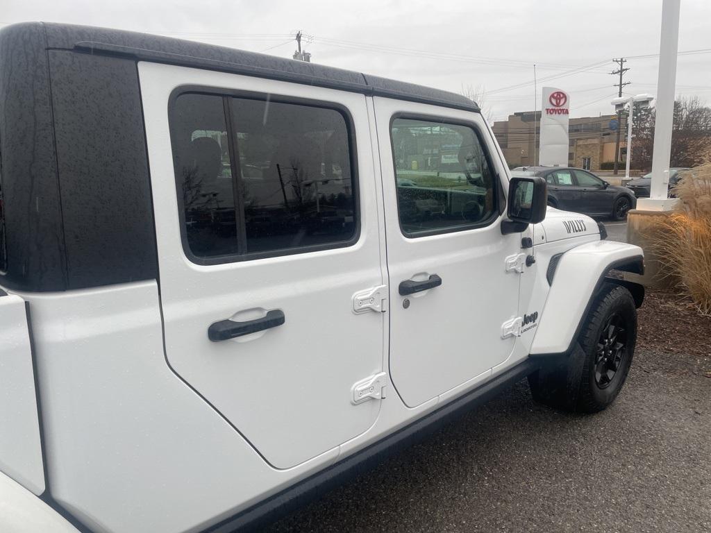 used 2021 Jeep Gladiator car, priced at $29,900