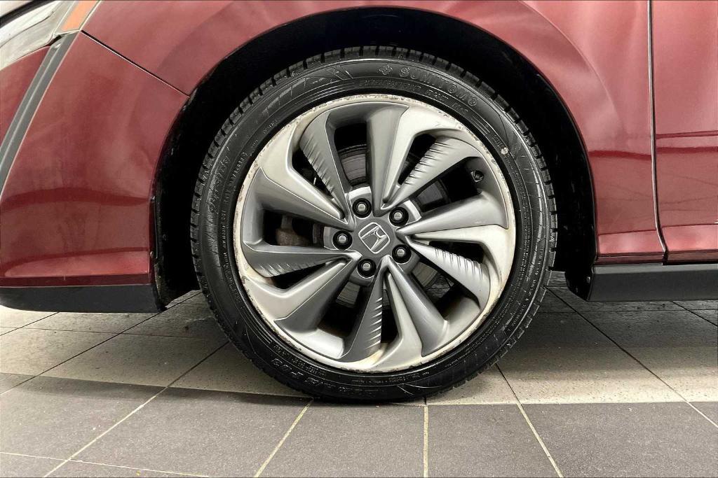 used 2018 Honda Clarity Plug-In Hybrid car, priced at $18,900