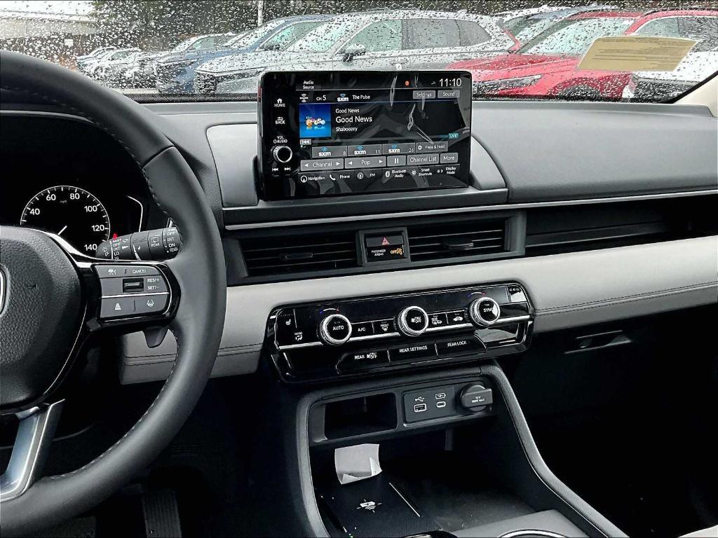 new 2025 Honda Pilot car, priced at $50,740