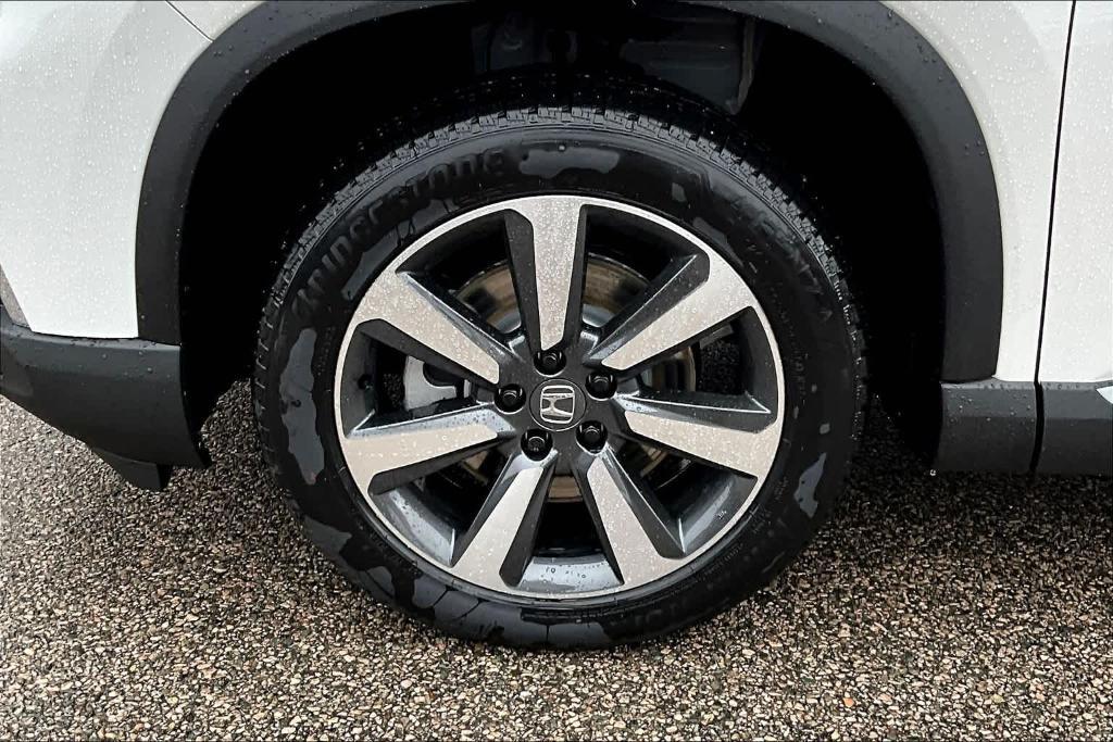 new 2025 Honda Pilot car, priced at $53,225