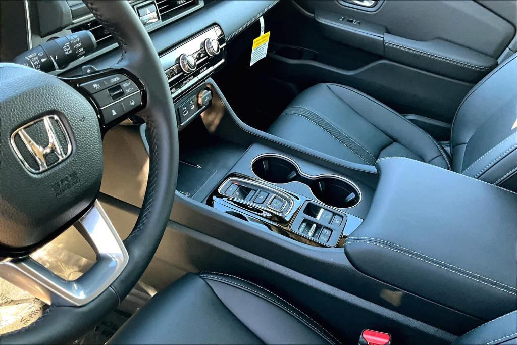 new 2025 Honda Pilot car, priced at $53,225