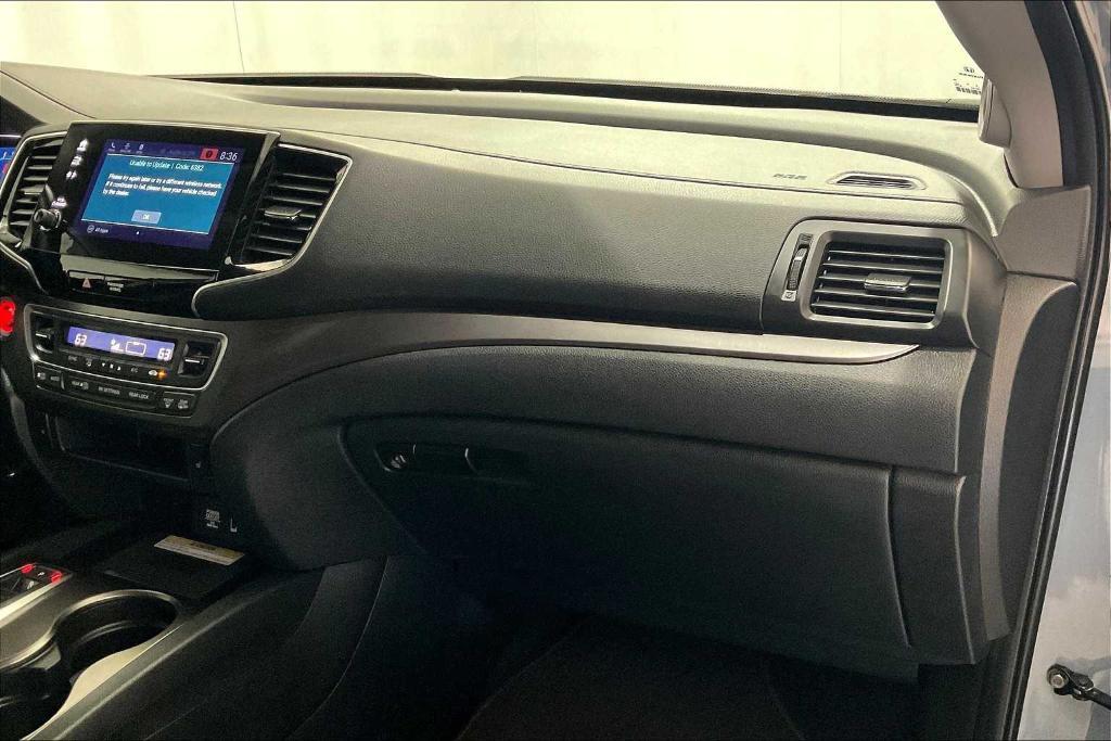 used 2022 Honda Pilot car, priced at $34,500