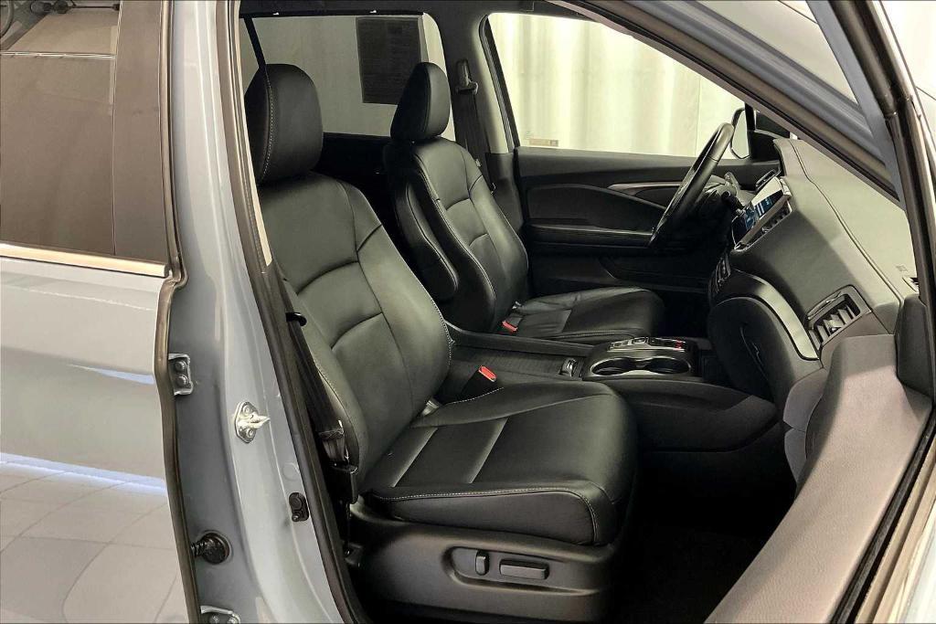 used 2022 Honda Pilot car, priced at $34,500