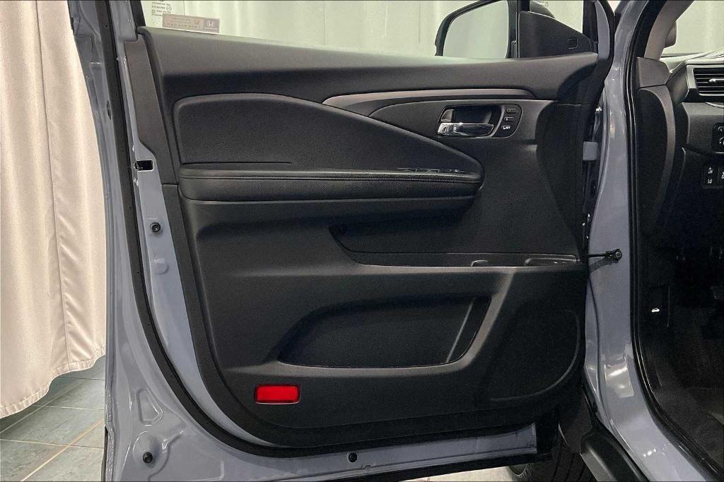 used 2022 Honda Pilot car, priced at $34,500