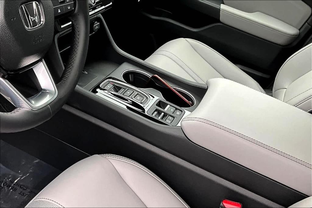 new 2025 Honda Pilot car, priced at $48,232
