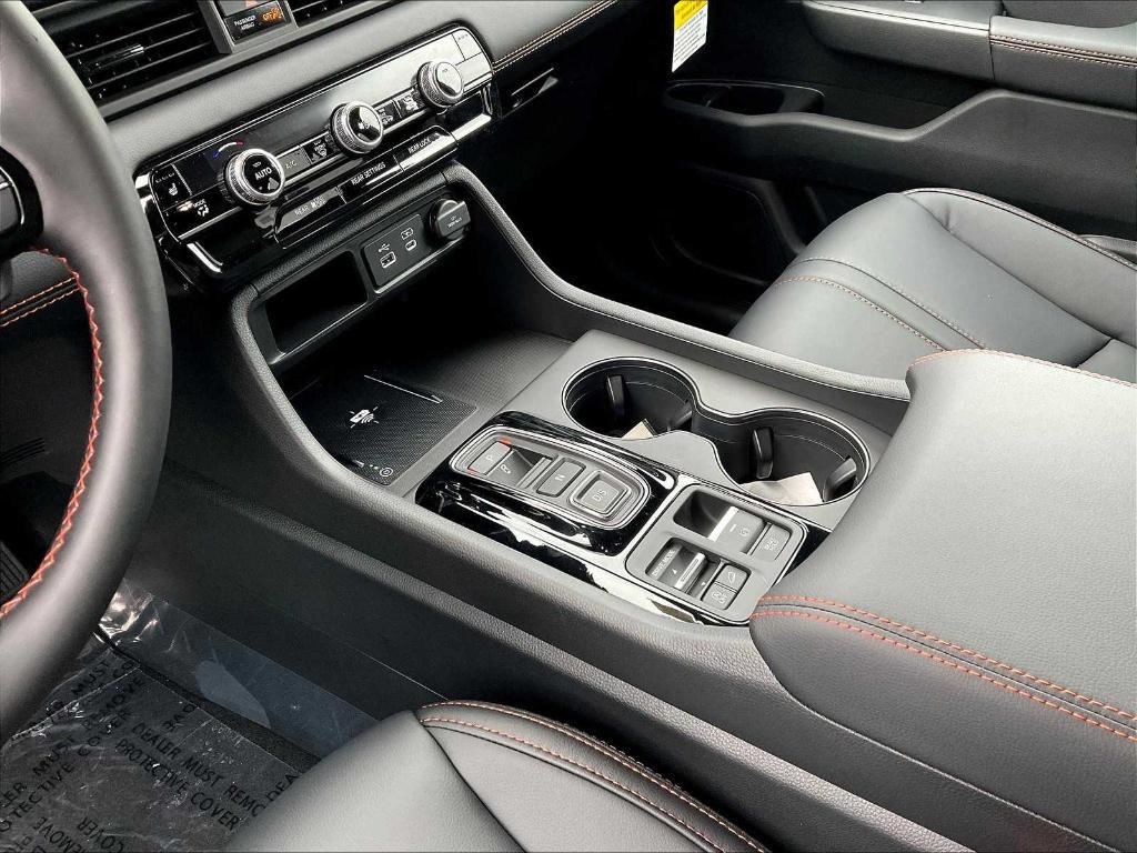 new 2025 Honda Pilot car, priced at $49,009