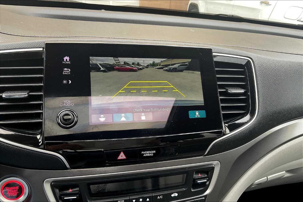 used 2022 Honda Pilot car, priced at $32,300