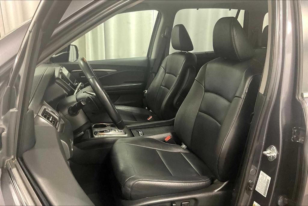 used 2022 Honda Pilot car, priced at $34,750
