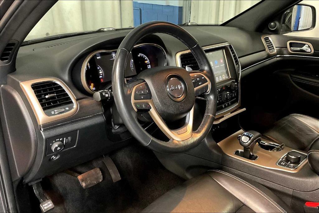 used 2015 Jeep Grand Cherokee car, priced at $17,500