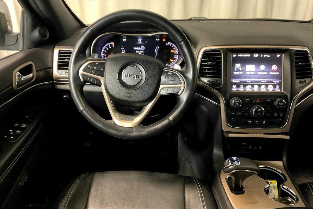 used 2015 Jeep Grand Cherokee car, priced at $17,500