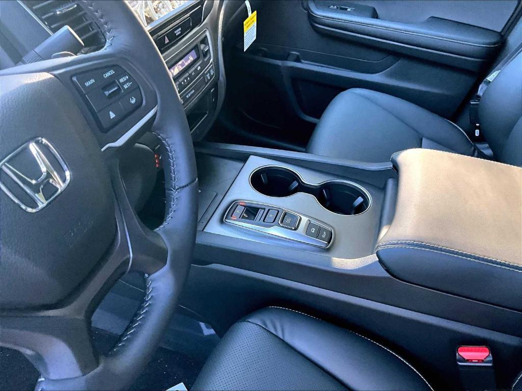 new 2025 Honda Ridgeline car, priced at $48,210