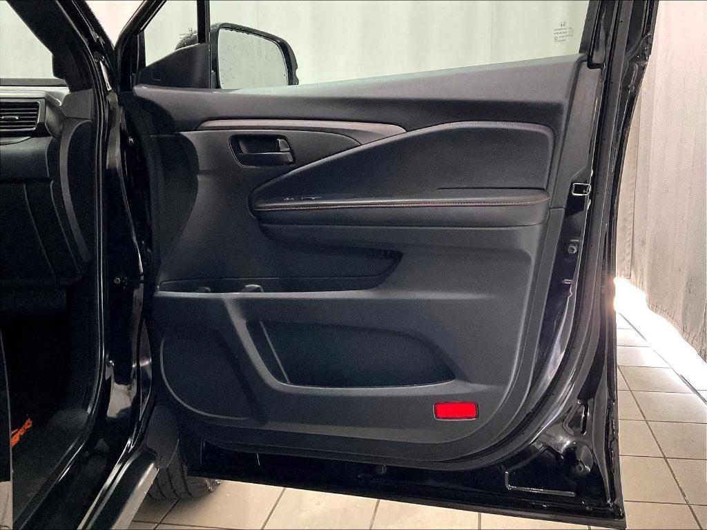 used 2022 Honda Passport car, priced at $32,850