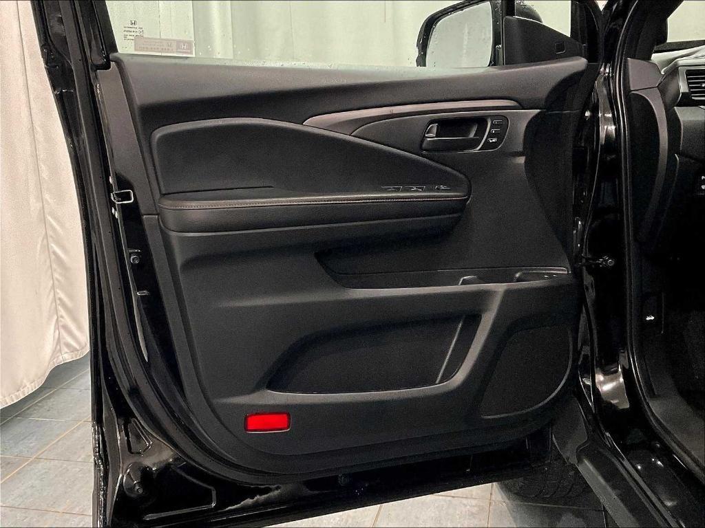 used 2022 Honda Passport car, priced at $32,850