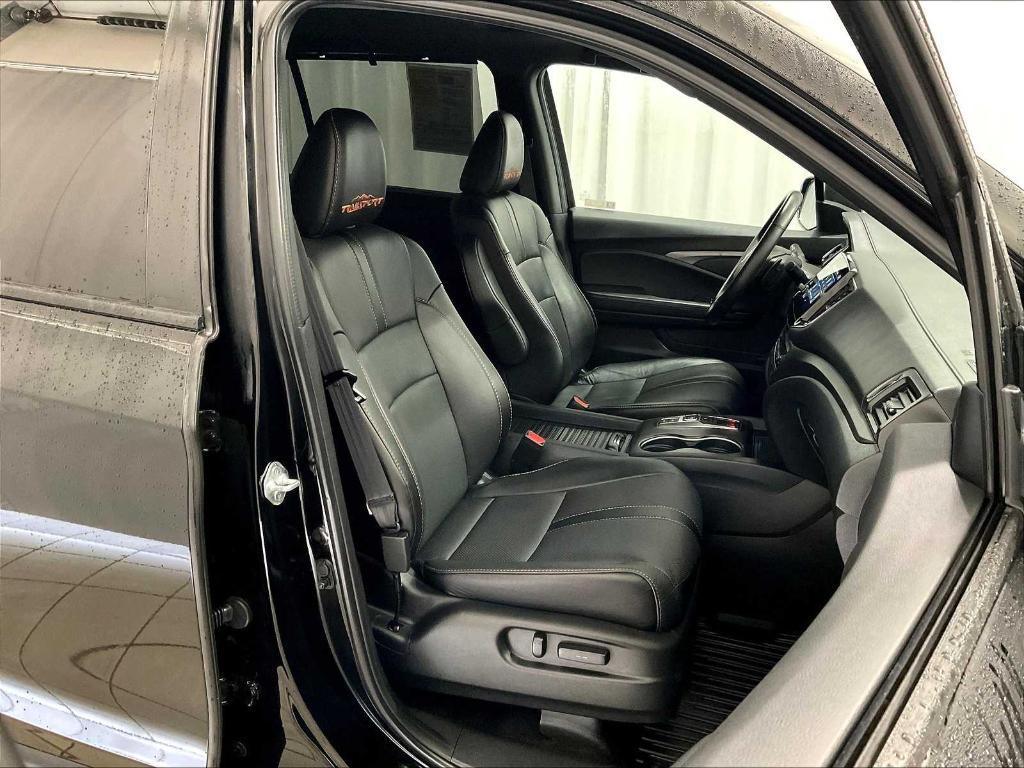 used 2022 Honda Passport car, priced at $32,850