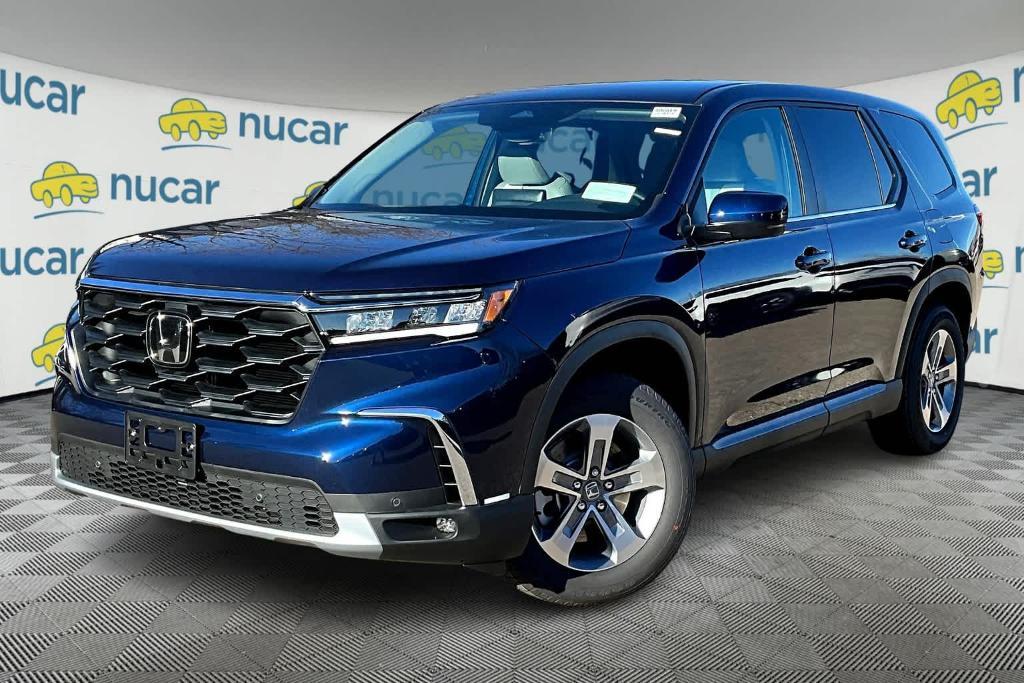 new 2025 Honda Pilot car, priced at $48,475