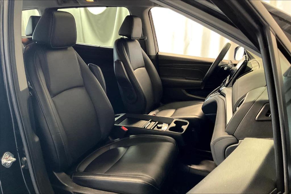 used 2024 Honda Odyssey car, priced at $38,800