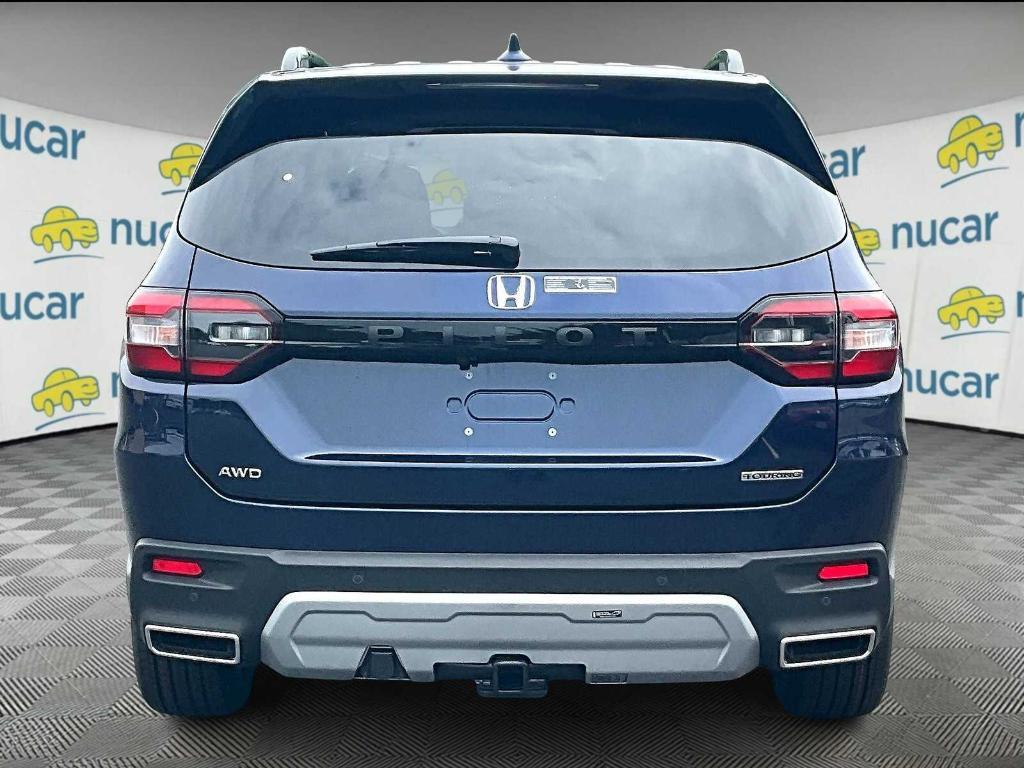 new 2025 Honda Pilot car, priced at $51,105