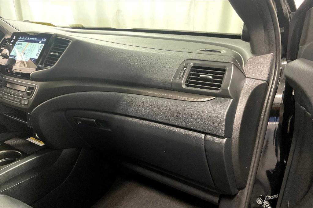 used 2022 Honda Pilot car, priced at $36,900