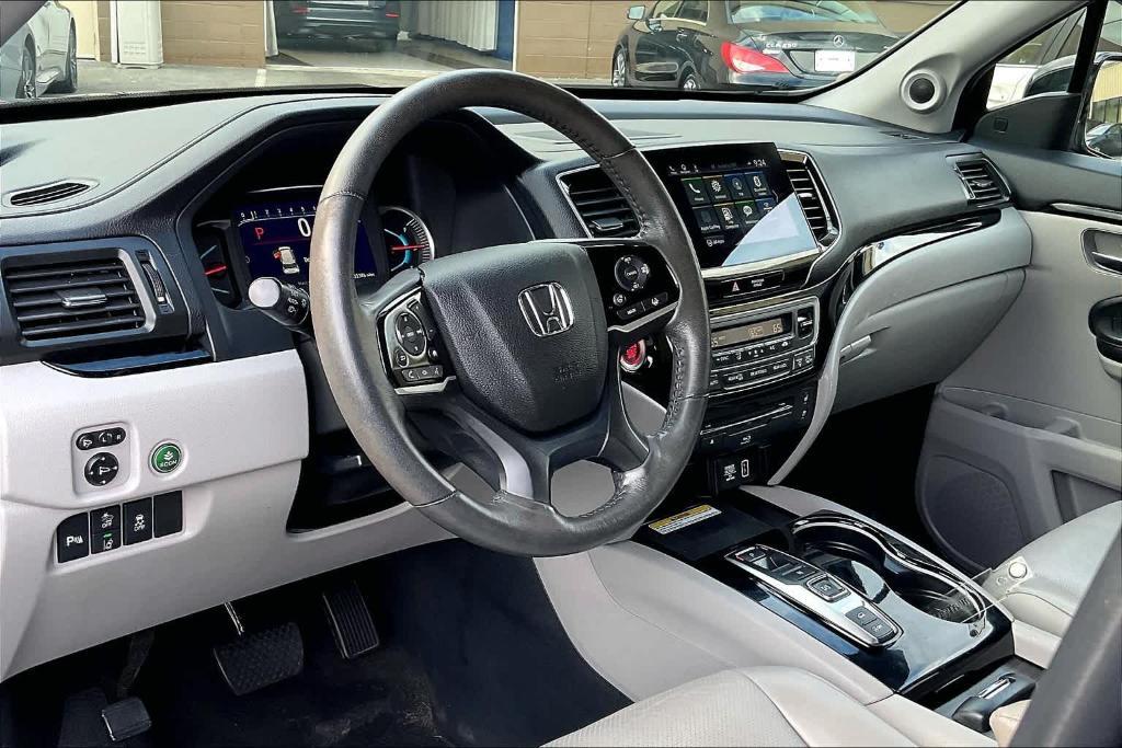 used 2022 Honda Pilot car, priced at $36,988