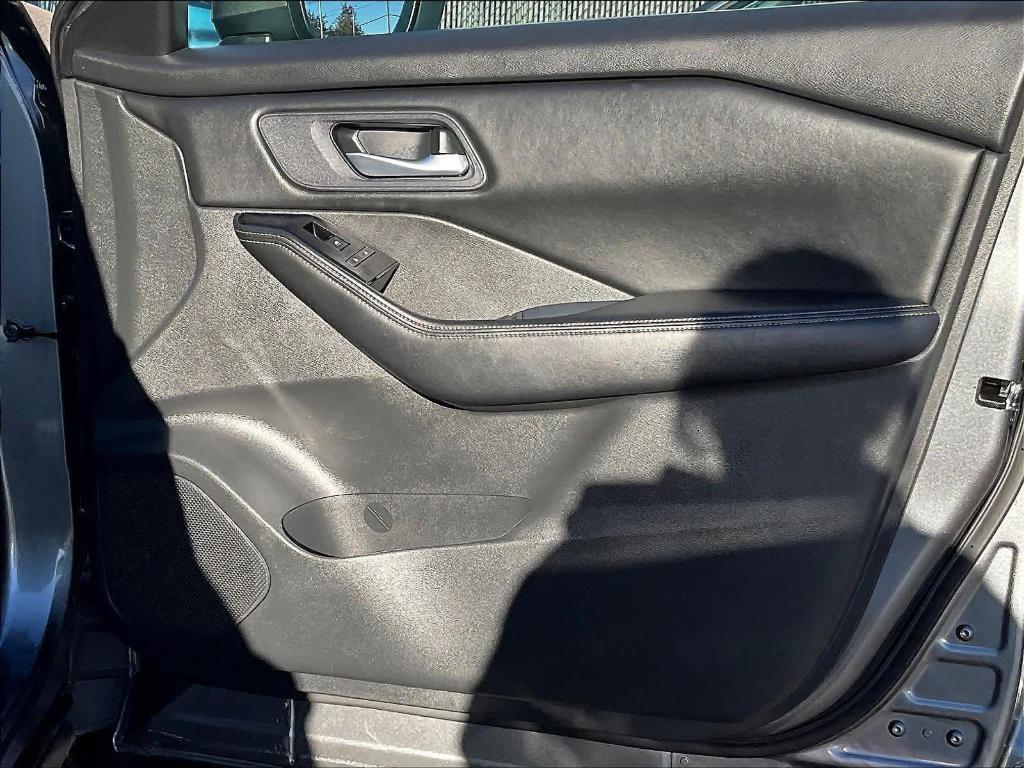 used 2024 Nissan Rogue car, priced at $24,950