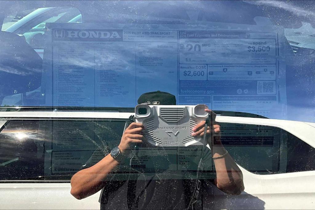 new 2025 Honda Pilot car, priced at $51,305