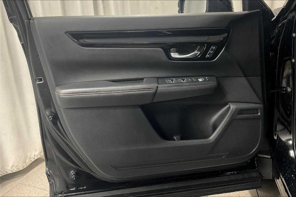 used 2023 Honda CR-V Hybrid car, priced at $37,500