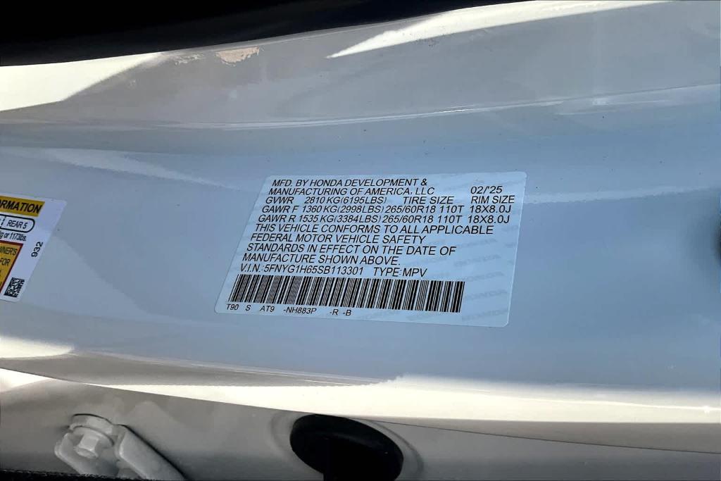 new 2025 Honda Pilot car, priced at $51,305