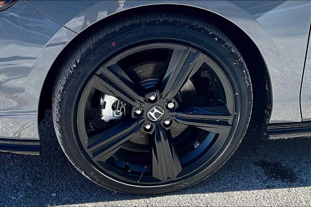 new 2025 Honda Accord Hybrid car, priced at $36,925