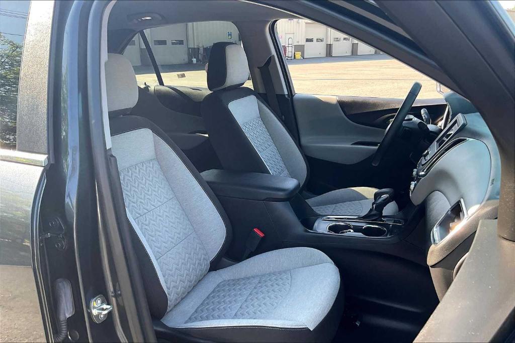 used 2023 Chevrolet Equinox car, priced at $21,950