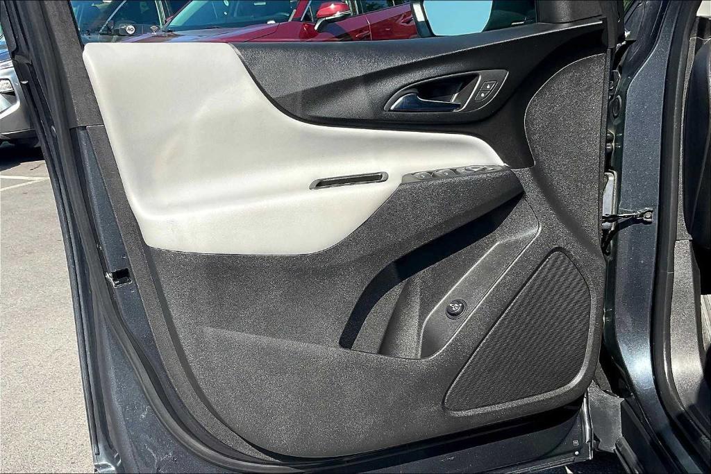 used 2023 Chevrolet Equinox car, priced at $21,950