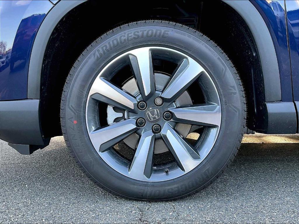 new 2025 Honda Pilot car, priced at $54,575