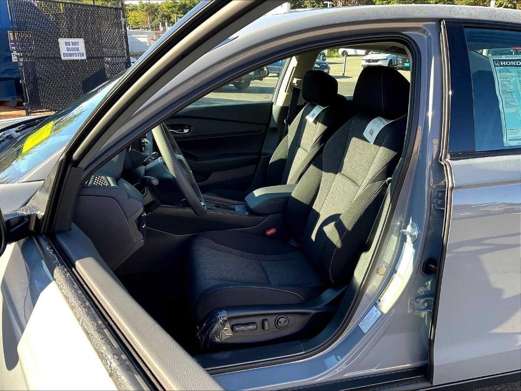 new 2025 Honda Accord car, priced at $30,951