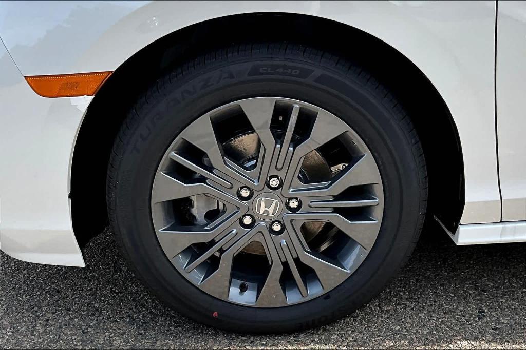 new 2025 Honda Odyssey car, priced at $48,815