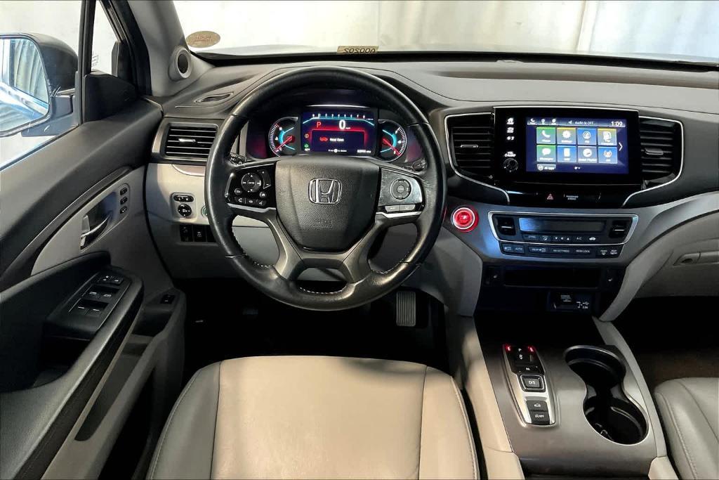 used 2021 Honda Pilot car, priced at $31,900