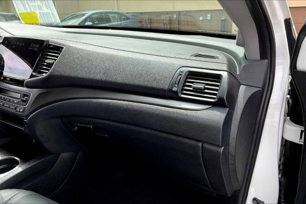 used 2022 Honda Pilot car, priced at $31,800