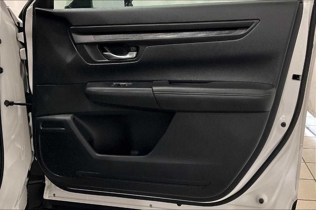 used 2023 Honda CR-V car, priced at $30,750