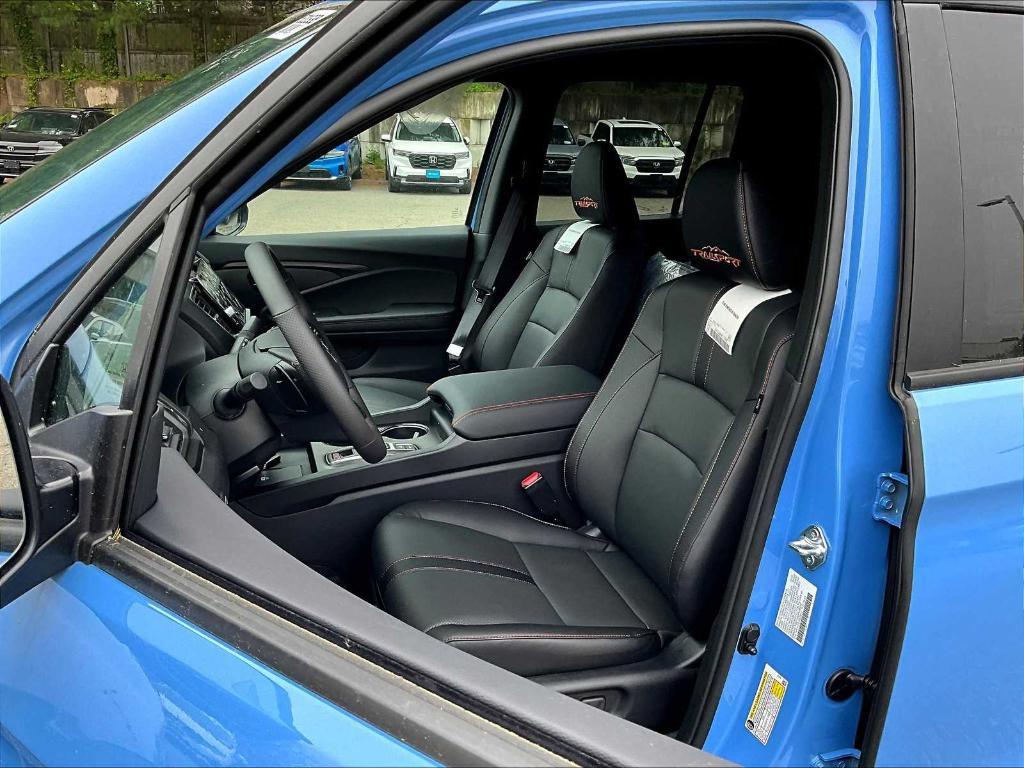 new 2025 Honda Ridgeline car, priced at $44,943