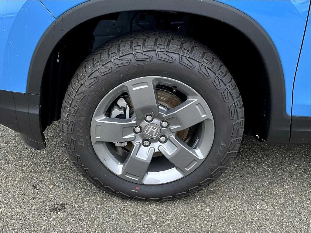new 2025 Honda Ridgeline car, priced at $44,943