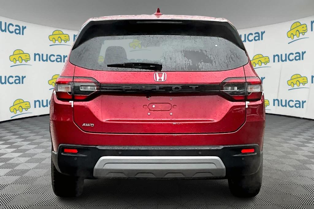 new 2025 Honda Pilot car, priced at $45,841