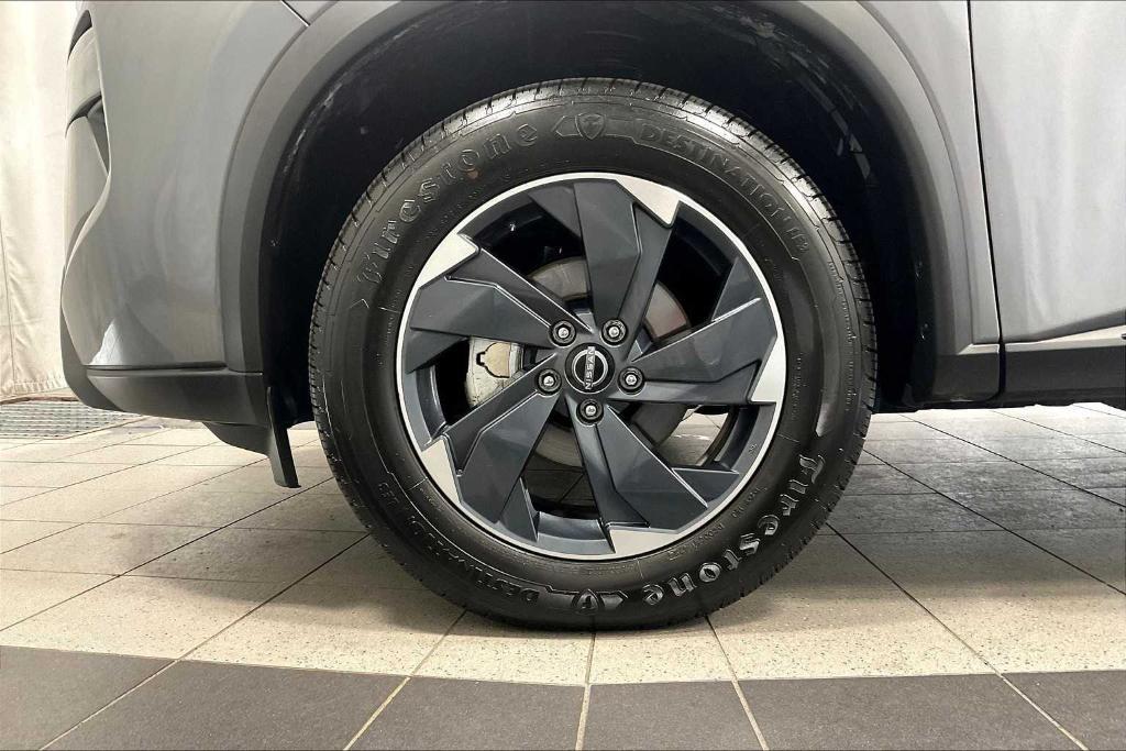 used 2024 Nissan Rogue car, priced at $24,950