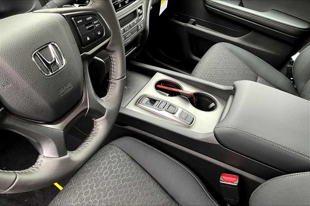 new 2025 Honda Ridgeline car, priced at $41,600